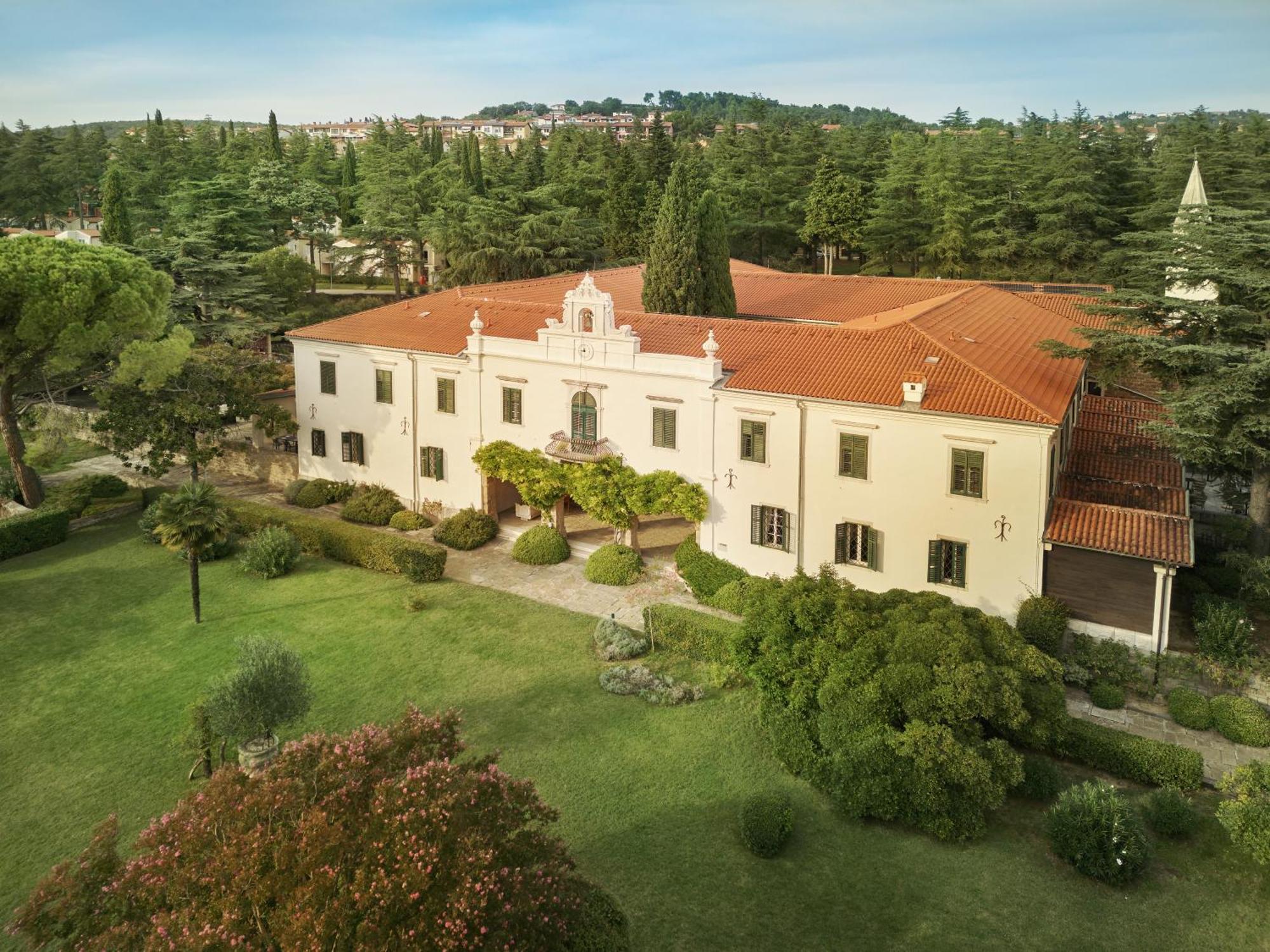 Hotel Convent - Hotel&Resort Adria Ankaran Exterior foto